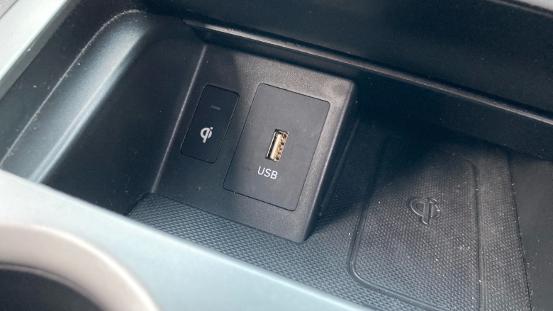 Hyundai KONA 100kW Premium 39kWh 5dr Auto Electric Hatchback